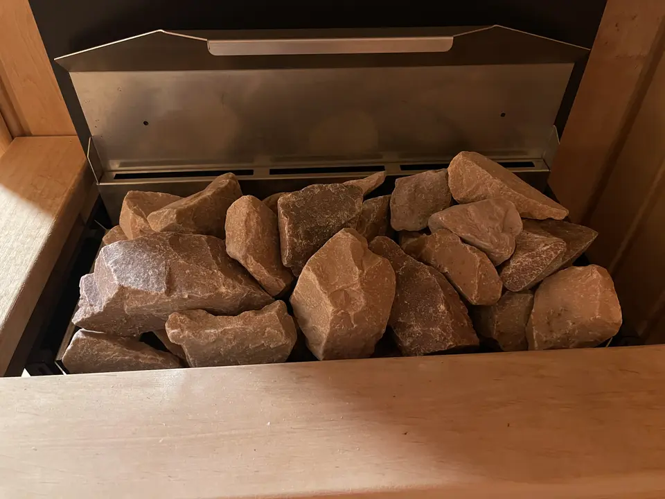 When to Replace Sauna Stones: Signs, Frequency & Safety Tips